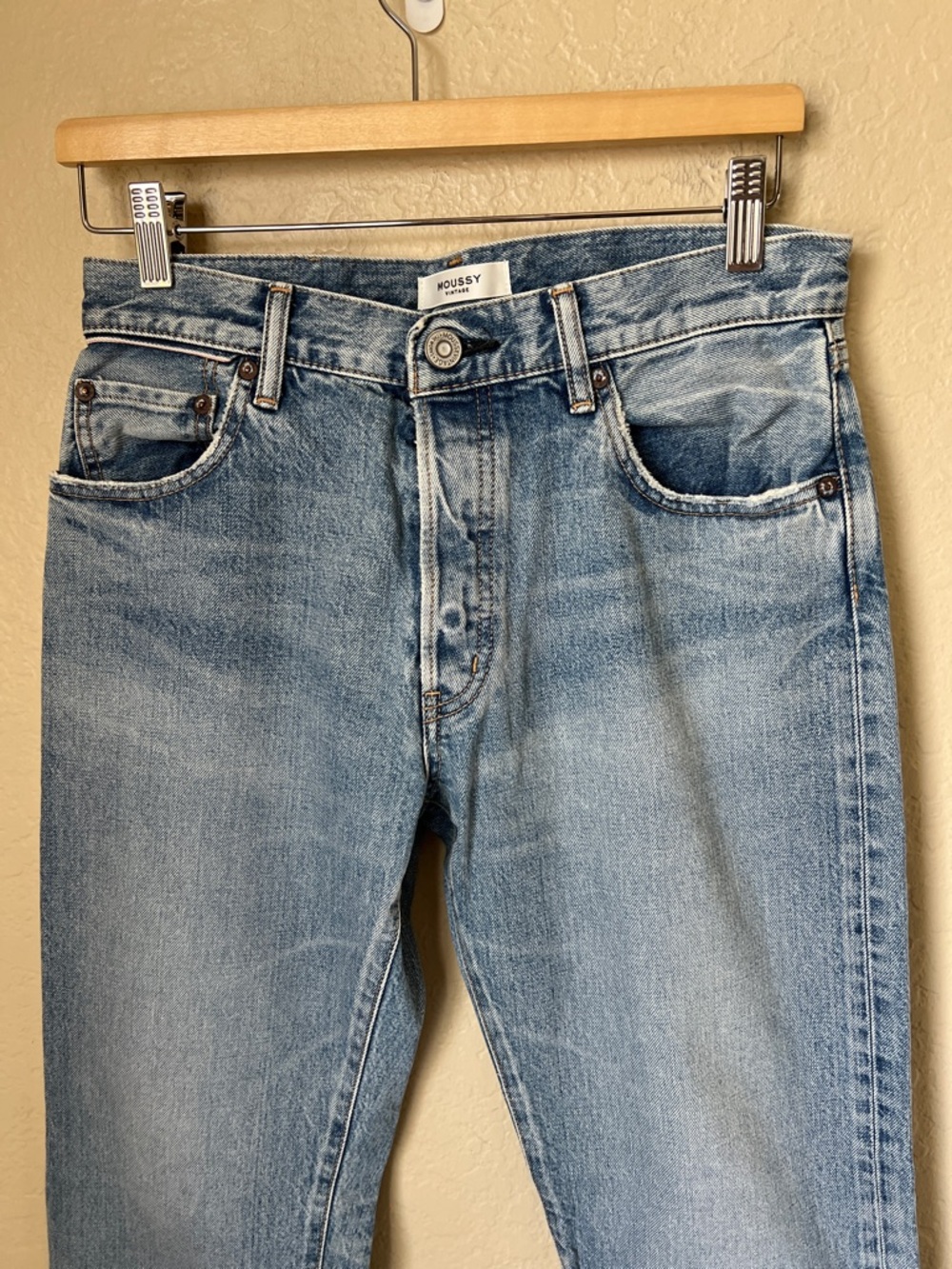Moussy vintage step hem straight leg jeans 27 - Picture 3 of 8